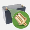 Paire d'adaptateurs de batterie en laiton M8 (4) Paire d'adaptateurs de batterie en laiton M8 (4)
