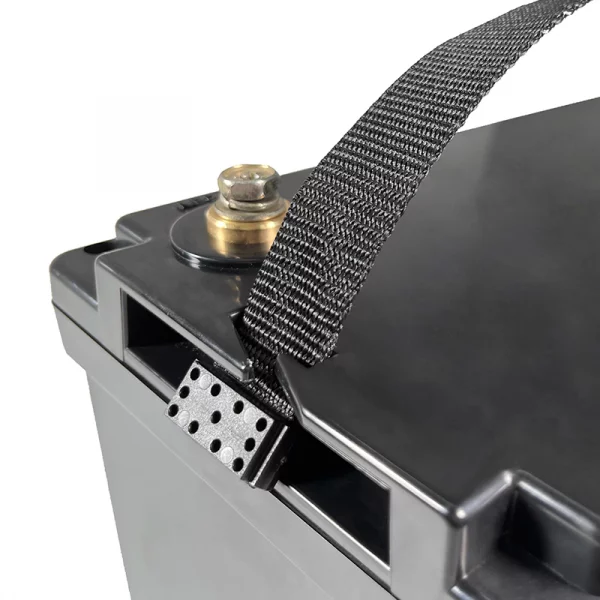Ultimatron-Batterie-Lithium-12.8V-150Ah-LiFePO4-Smart-BMS-Bluetooth-UBL-12-150-PRO-7